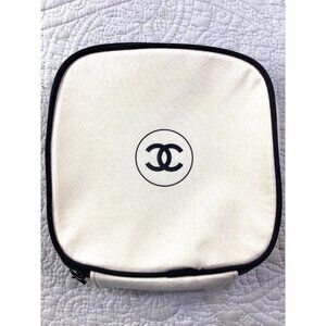 Chanel Makeup Beige & Black Canvas Travel Pouch With Zipper Closure*EUC